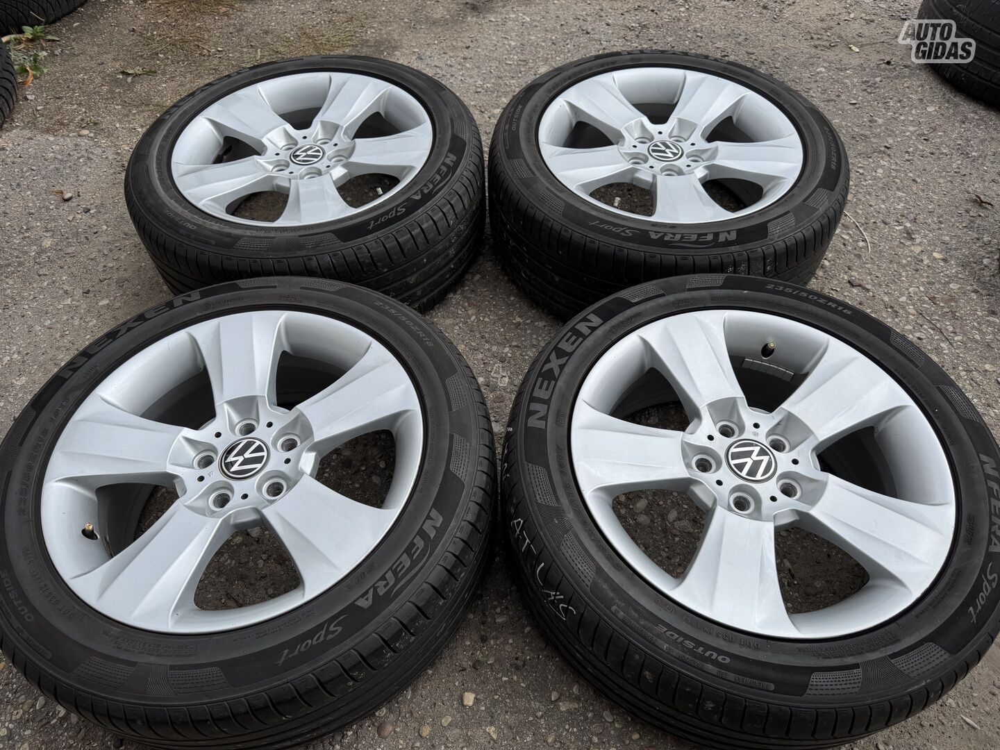 Volkswagen Siunciam, 8J ET46 Transporter light alloy R18 rims