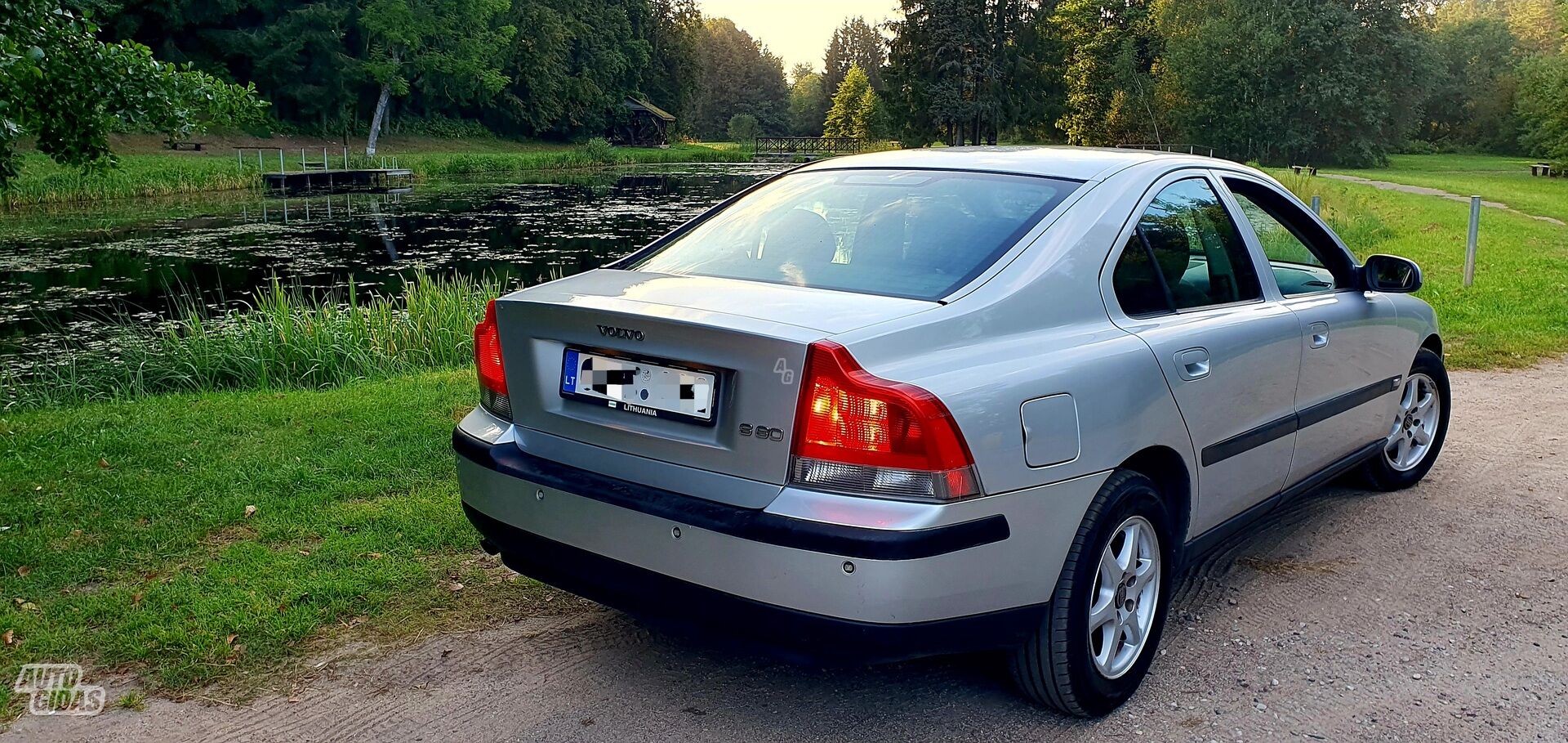 Volvo S60 2001 г Седан