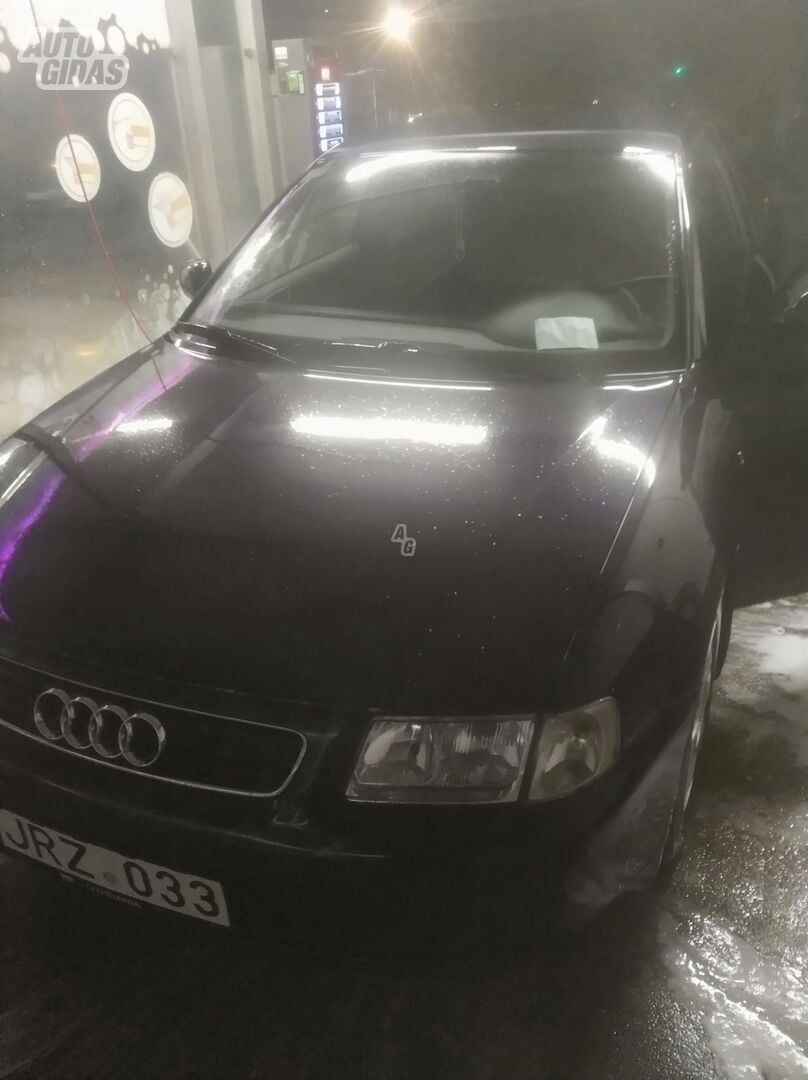 Audi A3 1998 г Хэтчбек