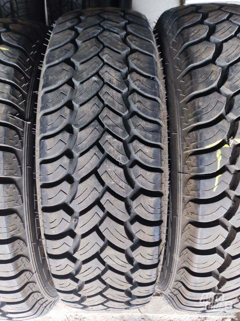 R14C universal tyres passanger car