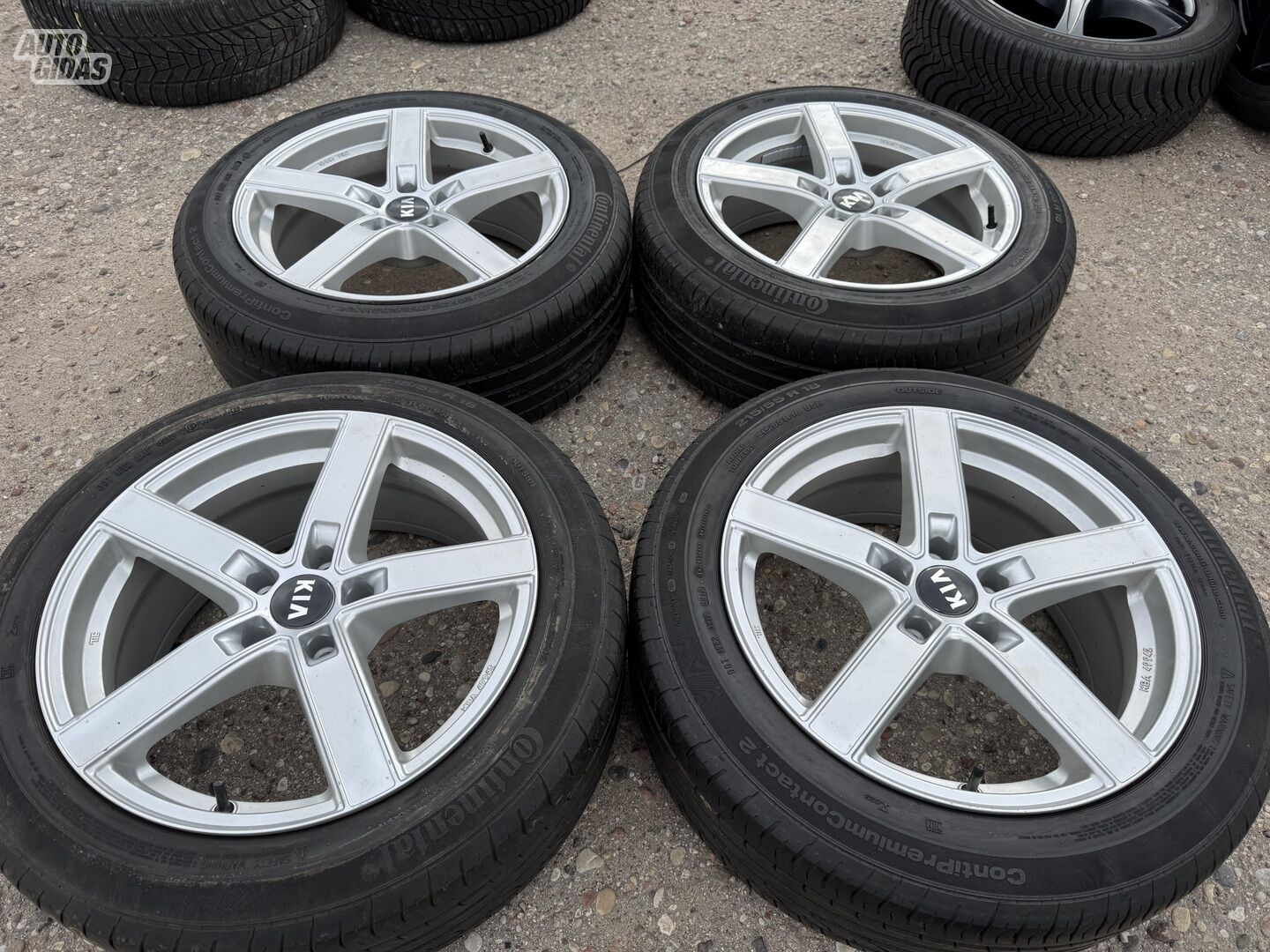 KIA Siunciam, 8J ET35 light alloy R18 rims