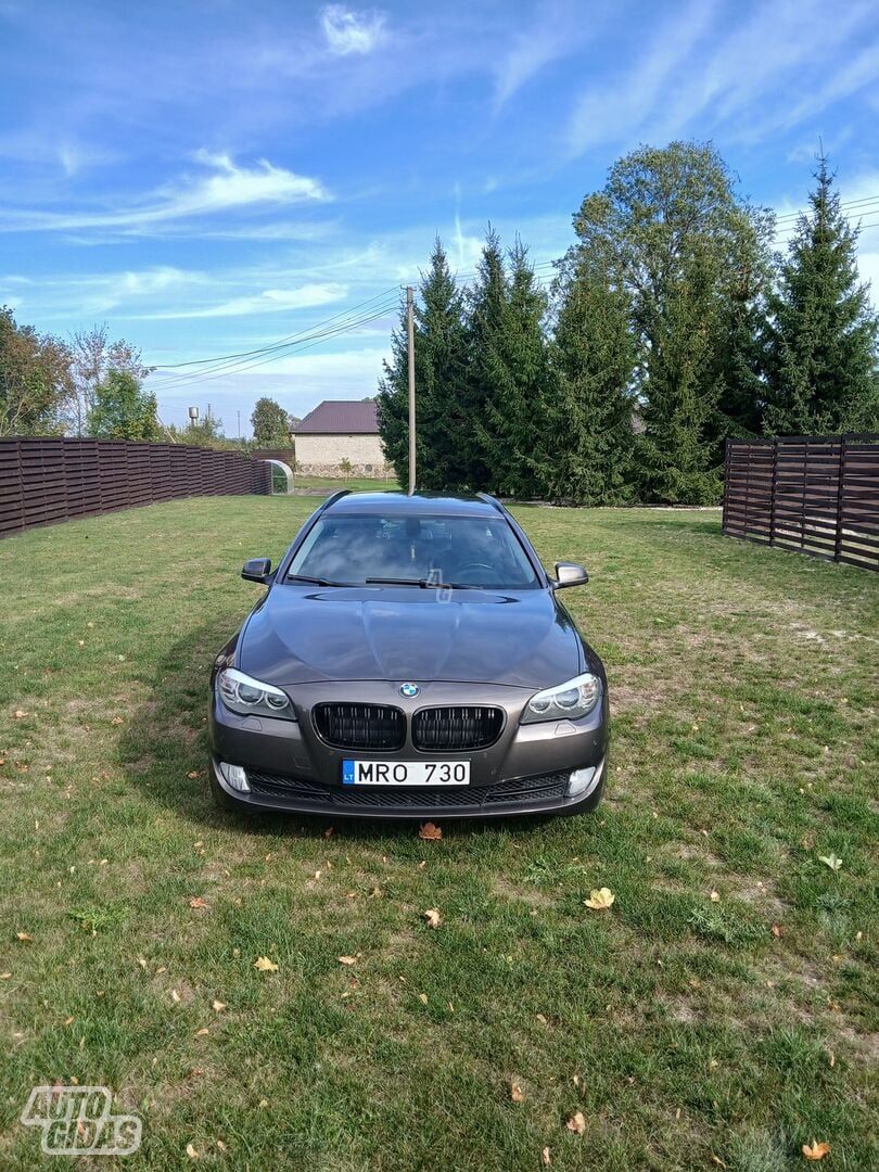 Bmw 520 2010 г Универсал