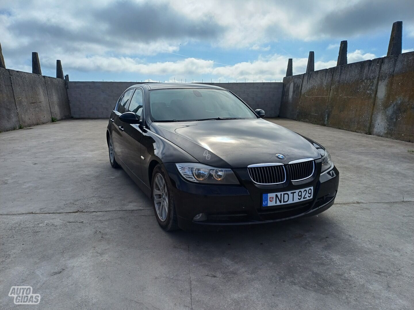 Bmw 325 E90 2006 г