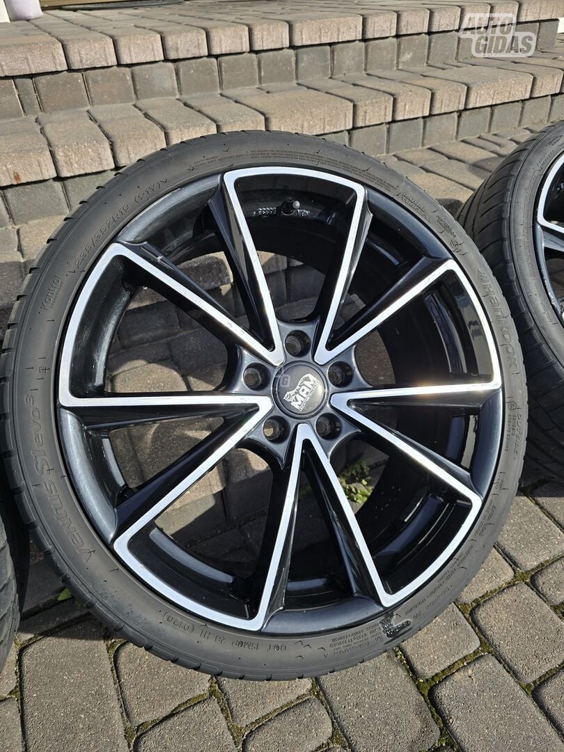 MAM light alloy R19 rims