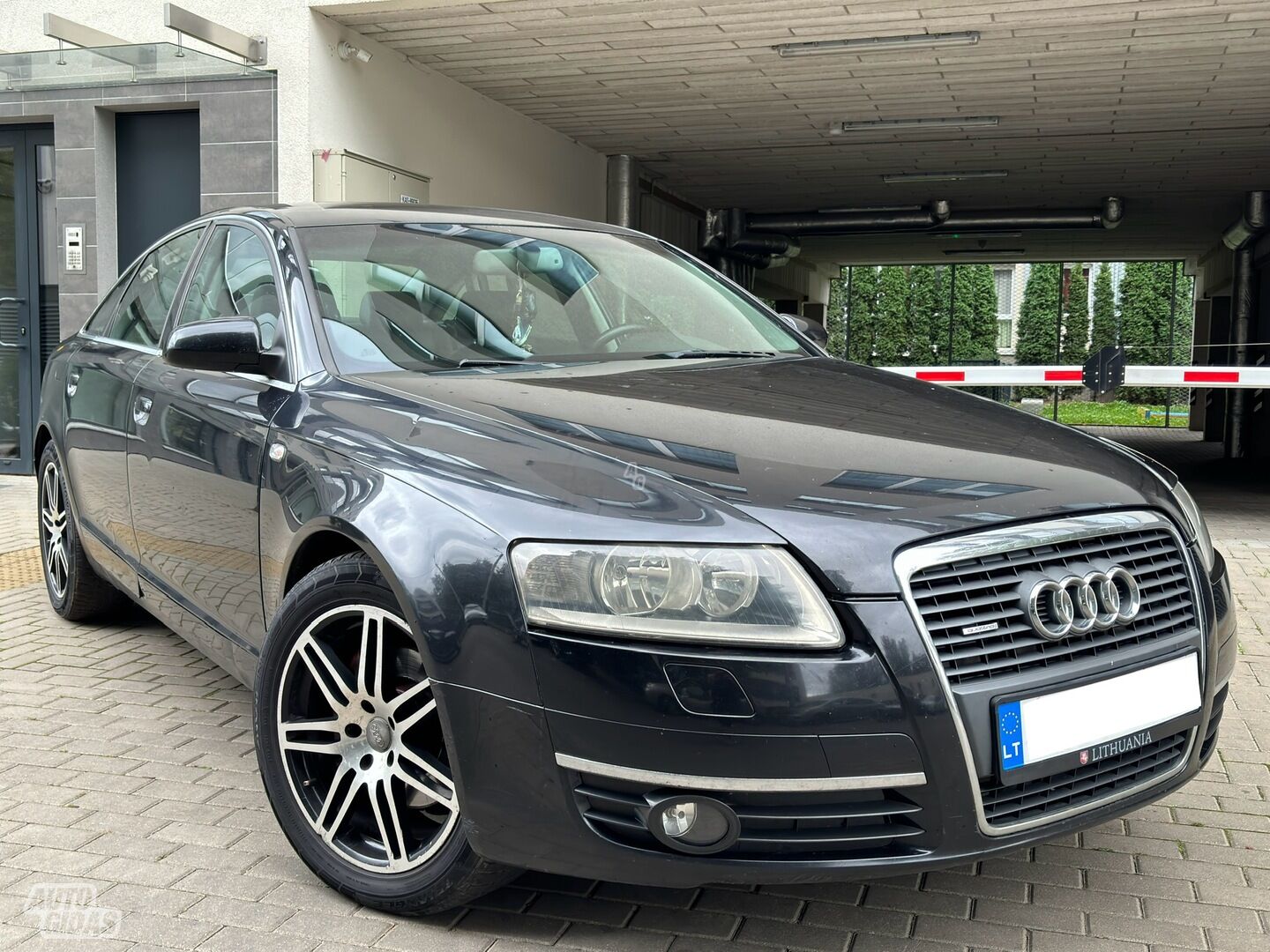 Audi A6 C6 2005 г