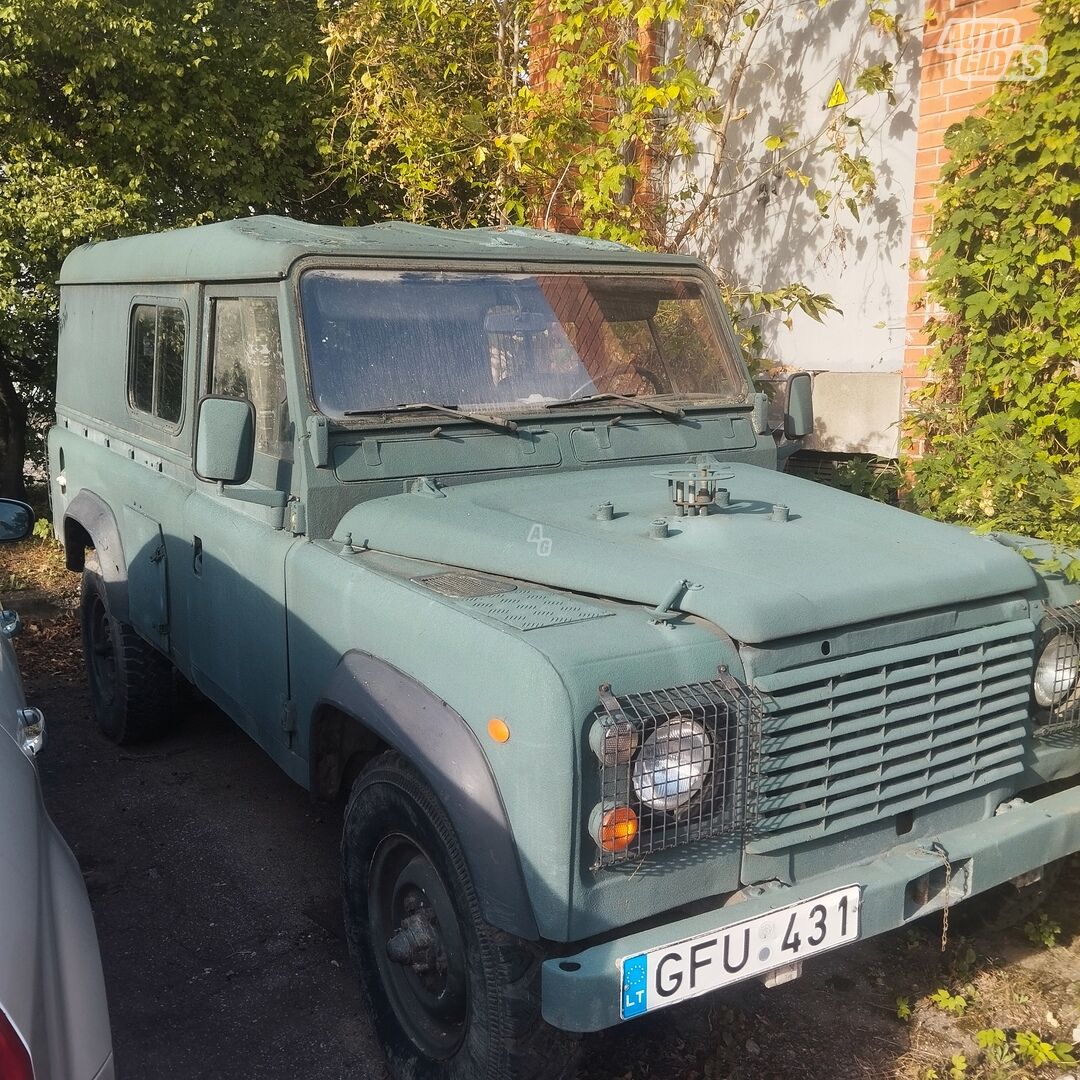 Land Rover Defender 2000 г Внедорожник / Кроссовер