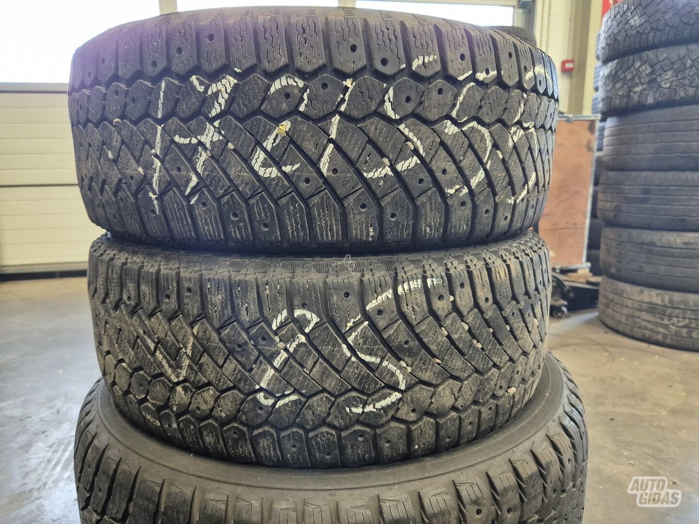 R17 universal tyres passanger car