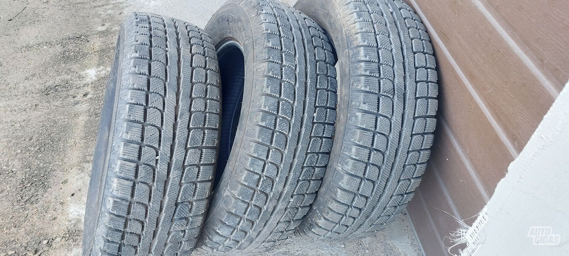 Maxtrek R15 universal tyres passanger car