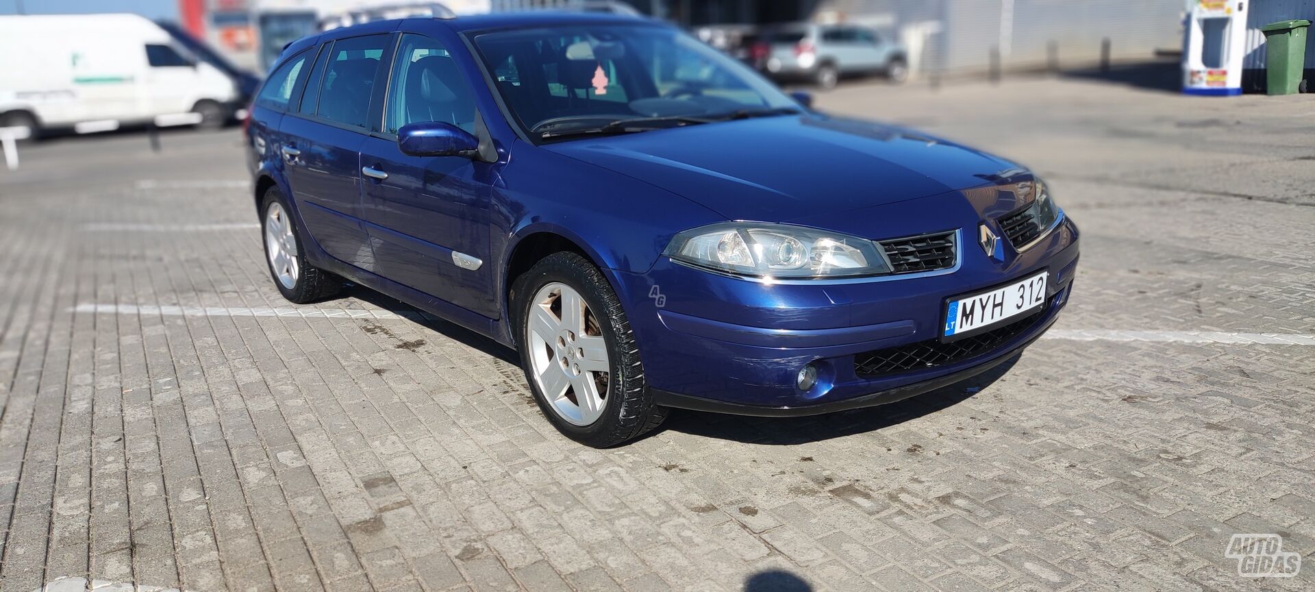 Renault Laguna 6253 2006 y