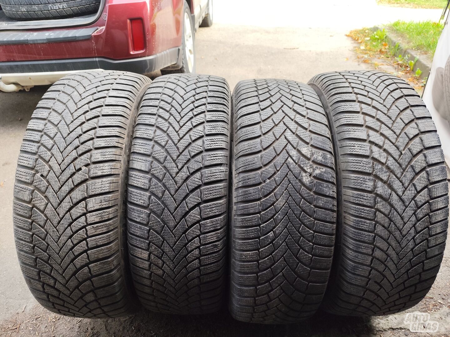 Bridgestone BLIZZAK LM005 R18 žieminės padangos lengviesiems