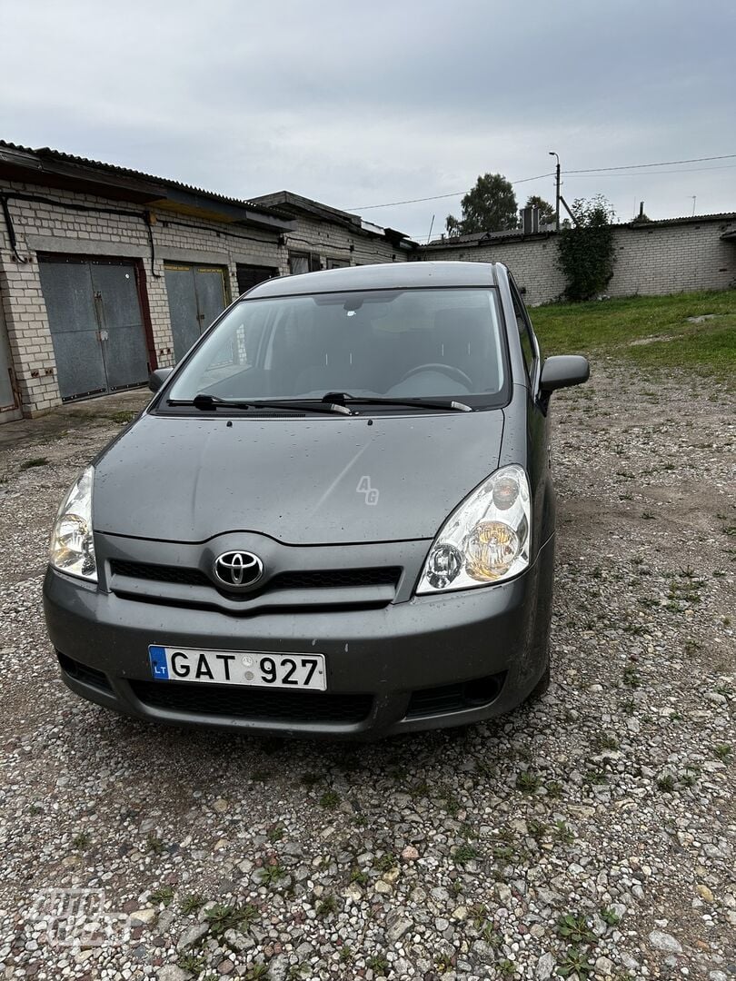 Toyota Corolla Verso 2007 г Минивэн