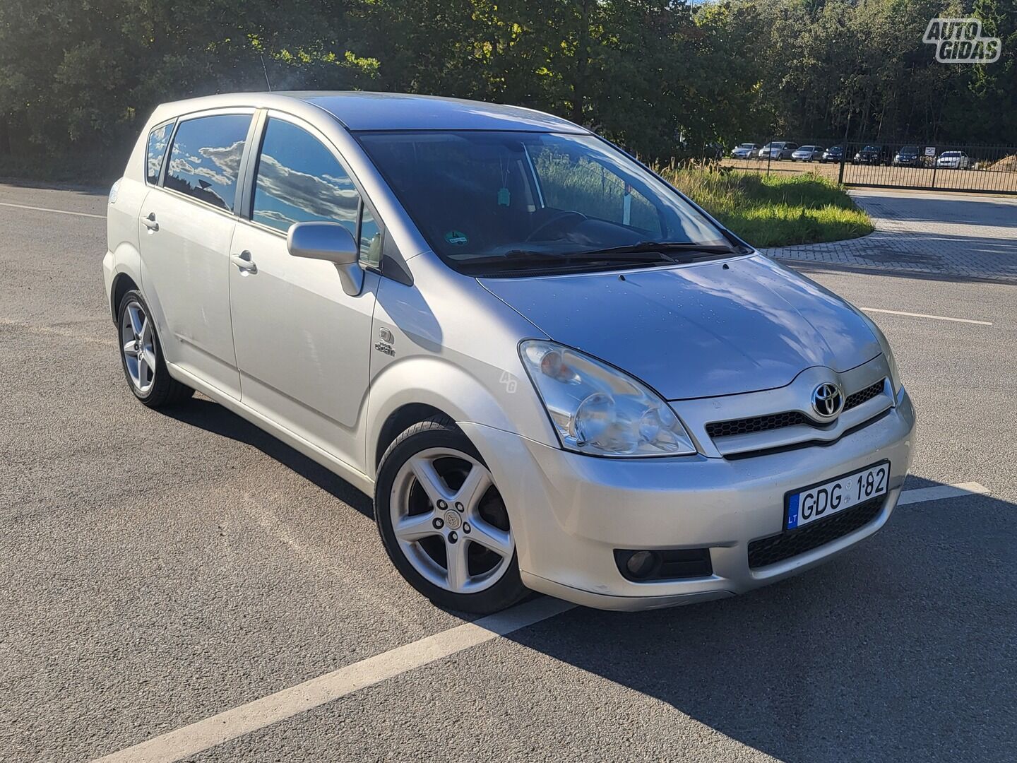 Toyota Corolla Verso 2006 y Hatchback