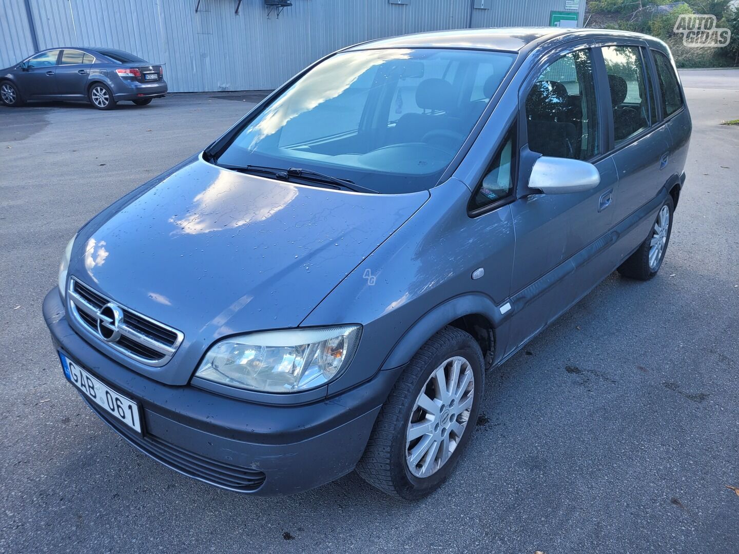 Opel Zafira A 2005 y