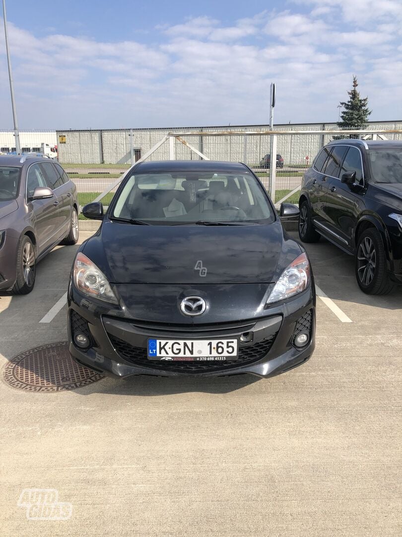 Mazda 3 II 2011 y