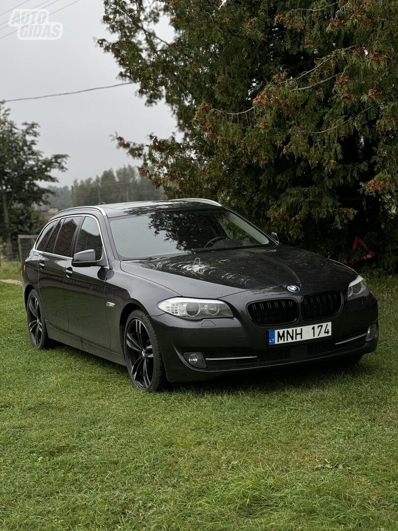 Bmw 530 d Touring 2010 y