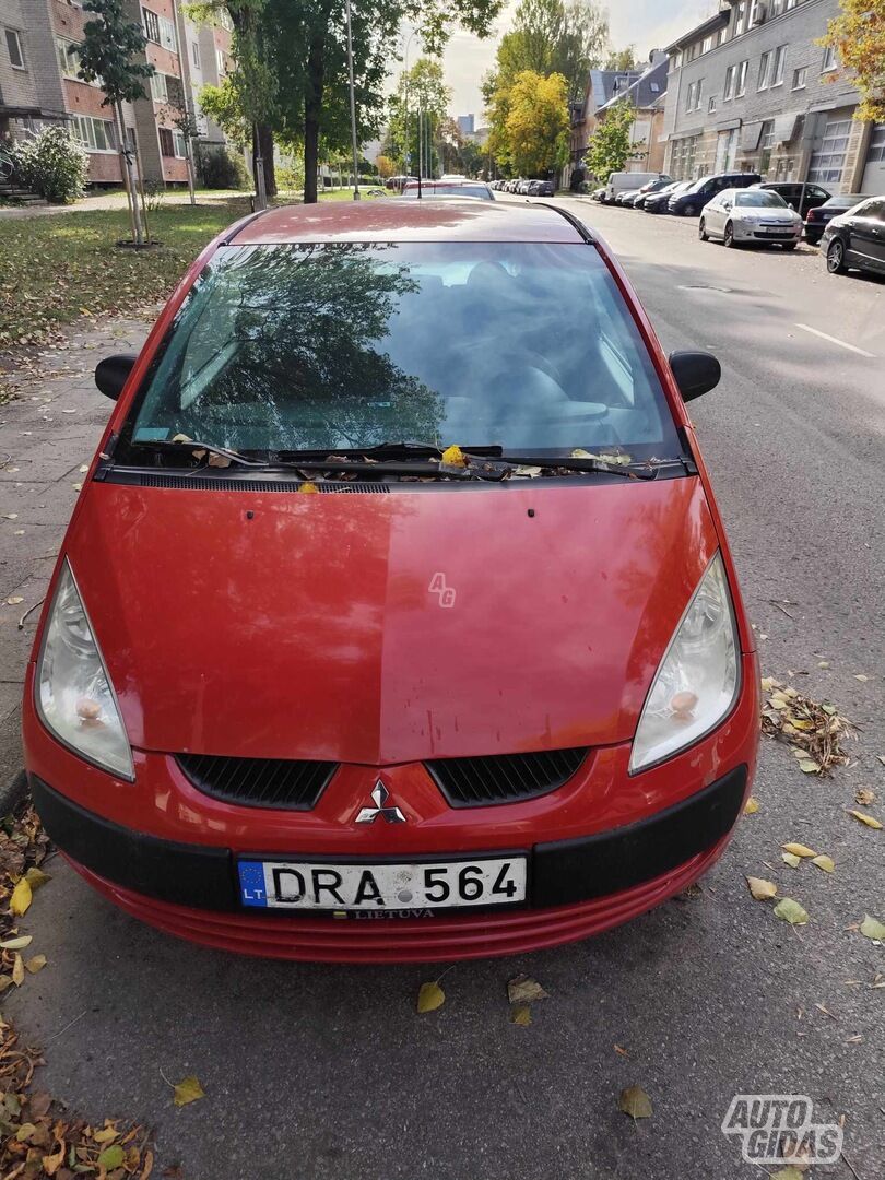 Mitsubishi Colt 2008 г Хэтчбек