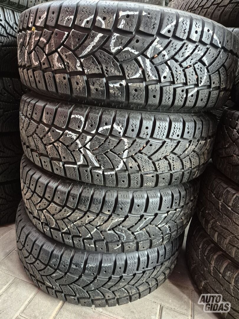 R16C universal tyres minivans