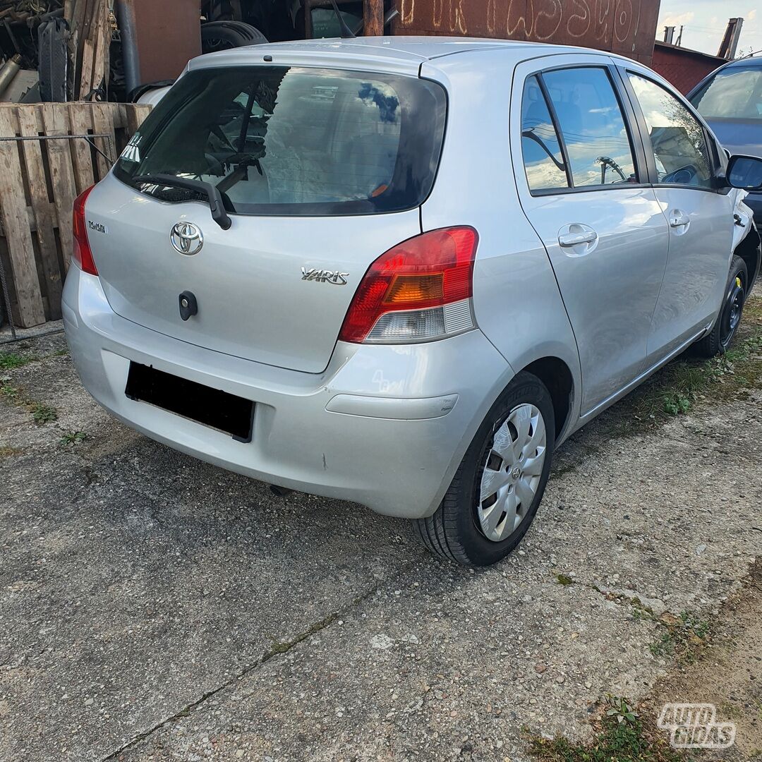 Toyota Yaris 2010 m dalys