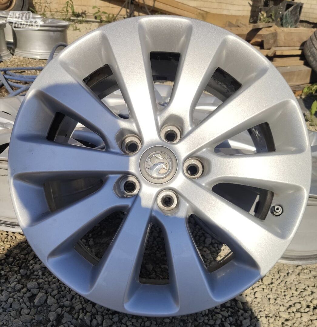 Light alloy R17 rims