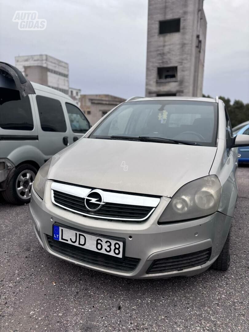 Opel Zafira 2006 m dalys