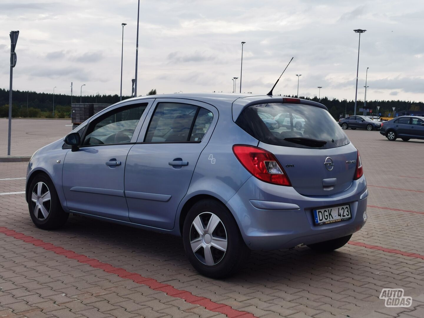 Opel Corsa D 2009 y