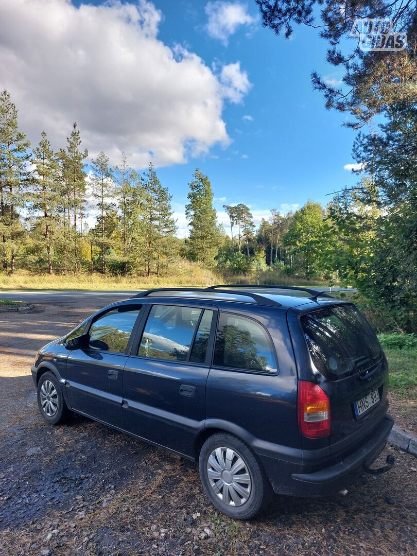 Opel Zafira A 2003 m