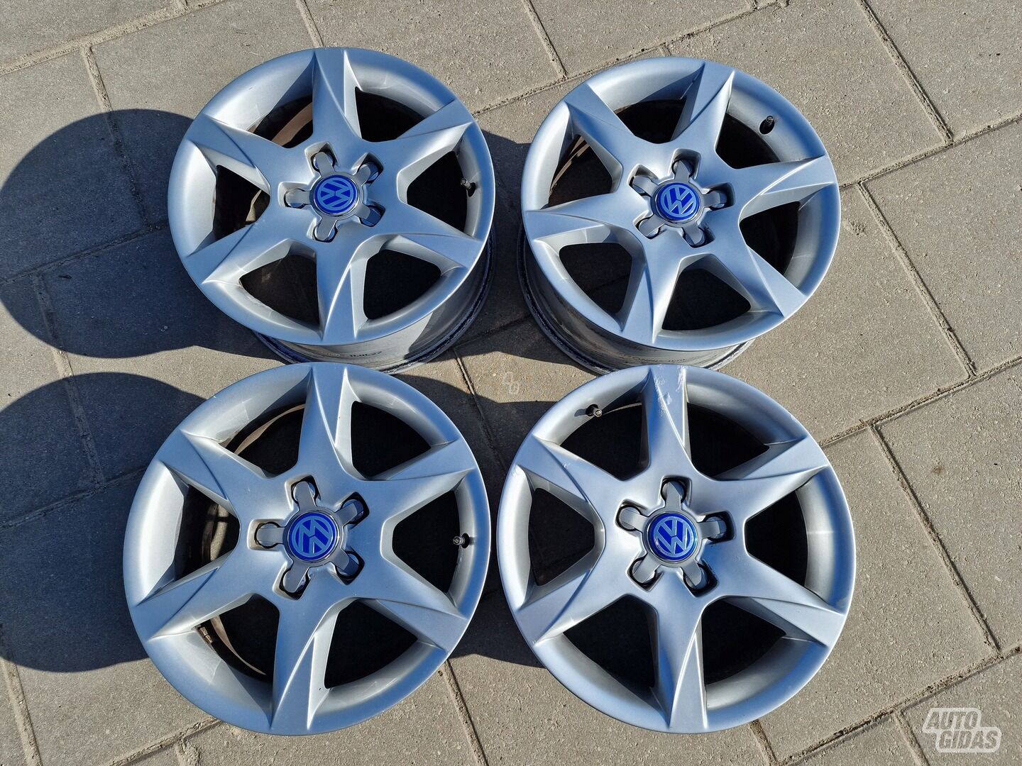 Volkswagen Passat, Golf, Caddy Passat light alloy R16 rims