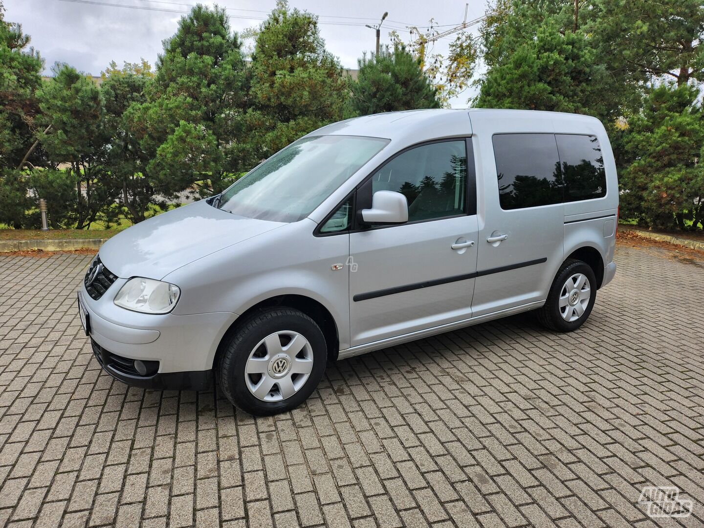 Volkswagen Caddy III 2010 г