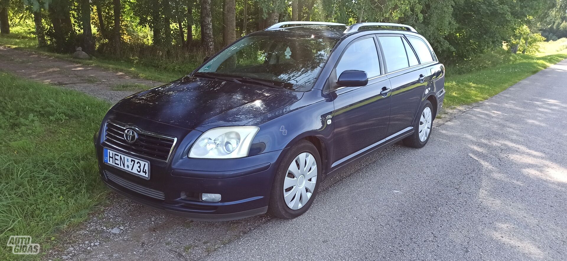 Toyota Avensis Verso 2002 г Универсал