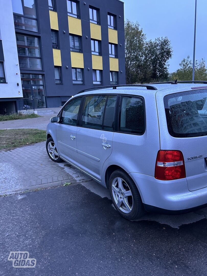 Volkswagen Touran 2006 y Van