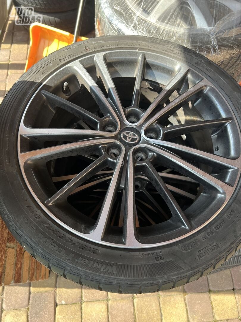 Toyota Prius Prius light alloy R17 rims