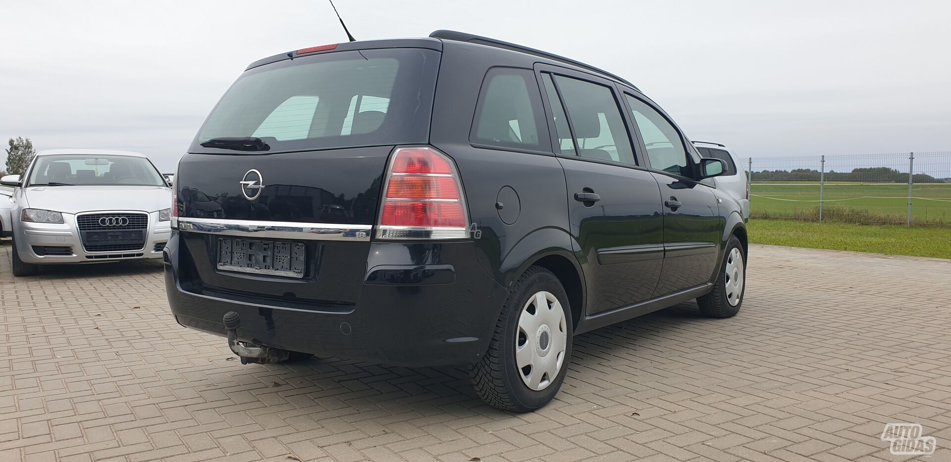 Opel Zafira 2006 m Vienatūris