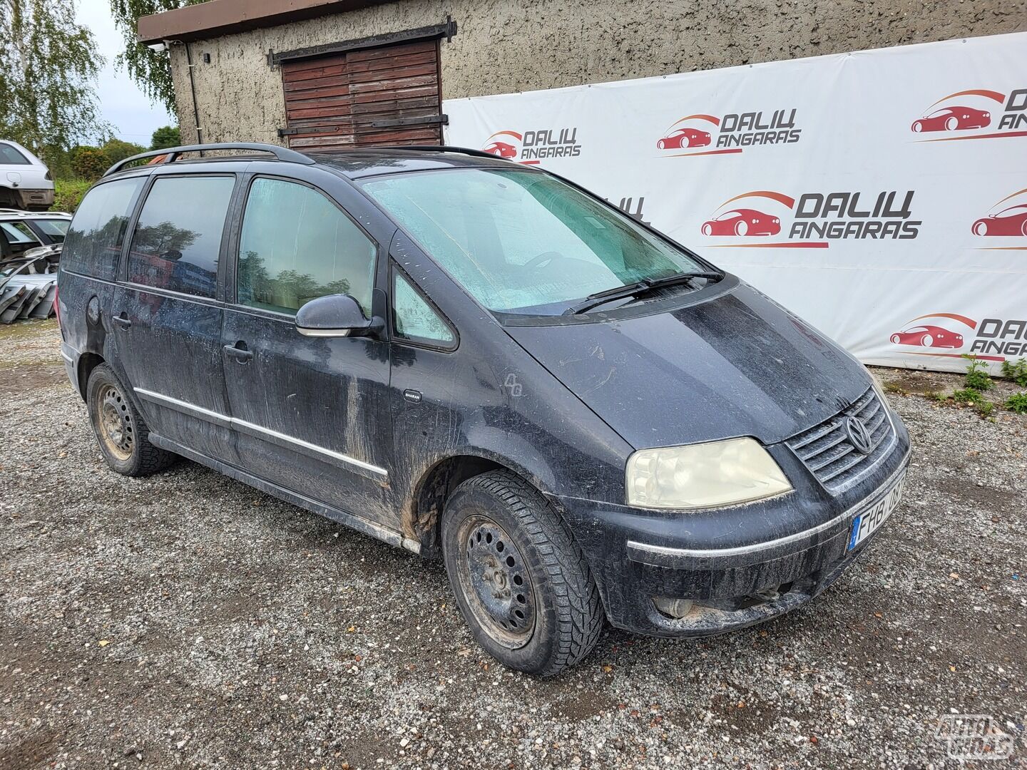 Volkswagen Sharan 2004 m dalys