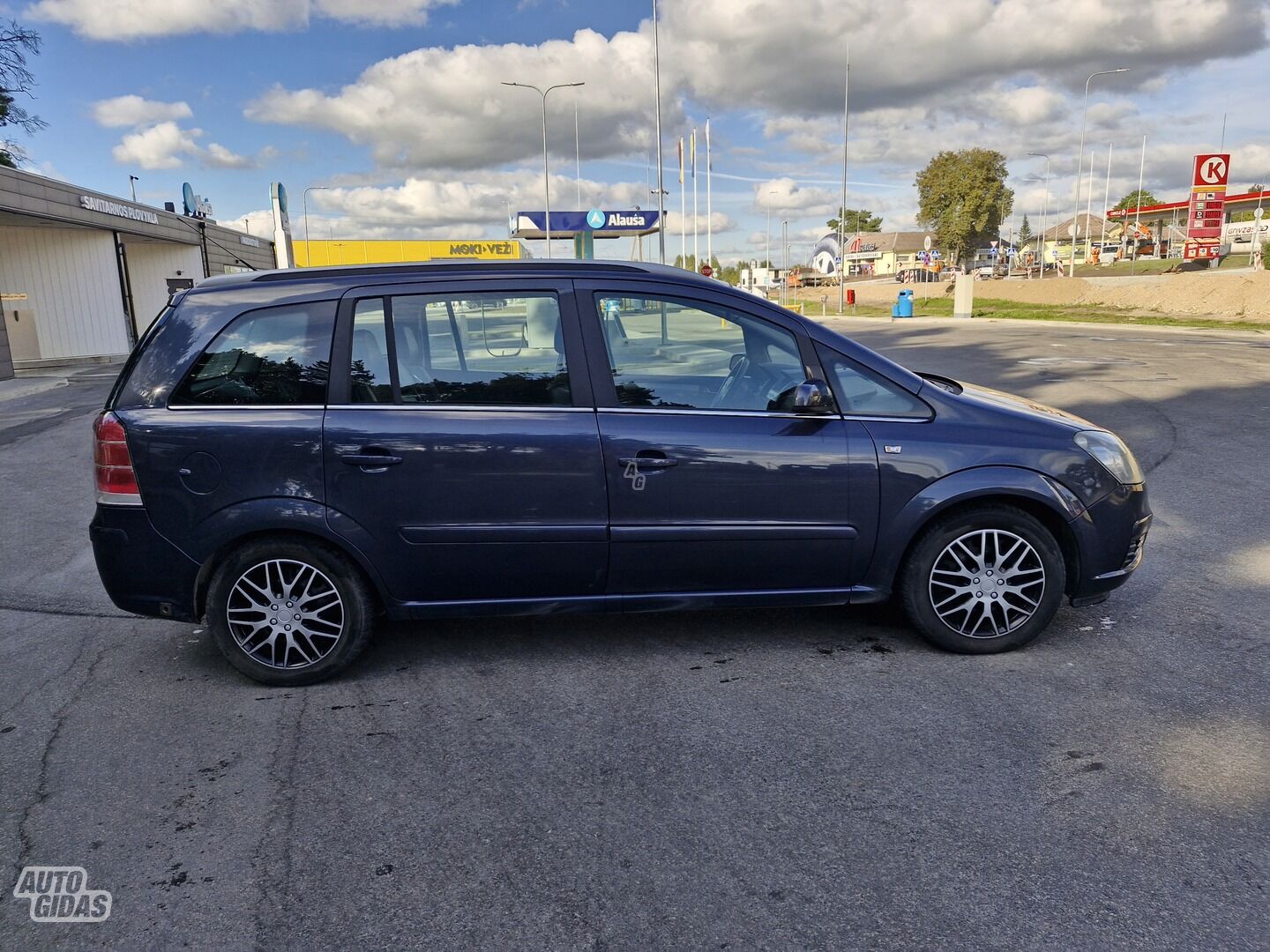 Opel Zafira 2006 m Vienatūris