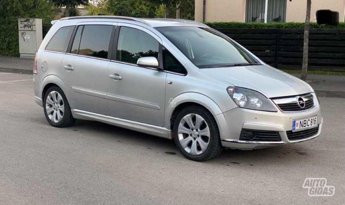 Opel Zafira 2005 г Минивэн