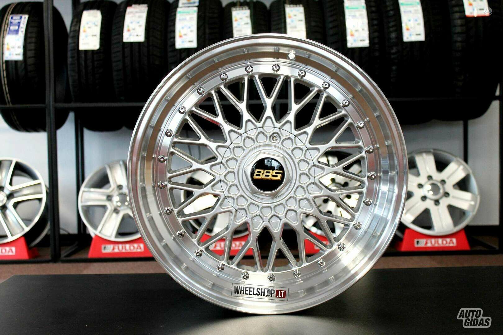 BBS RS EU-BY479 Style Silver lengvojo lydinio R17 ratlankiai