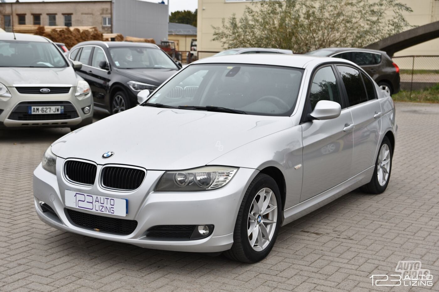 Bmw 320 2010 m Sedanas