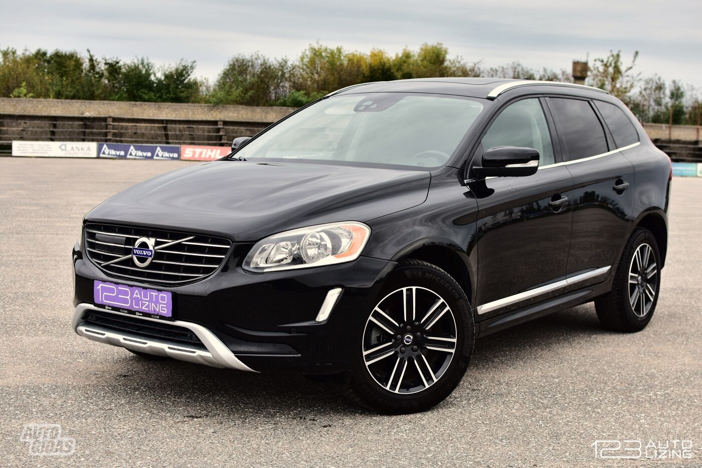 Volvo XC60 2017 г Внедорожник / Кроссовер