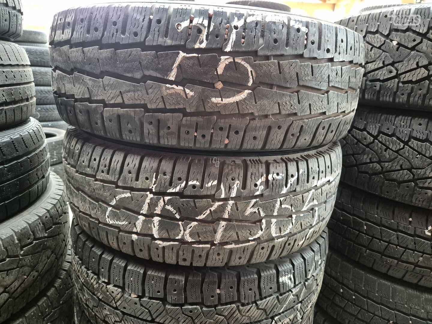 R16C universal tyres minivans