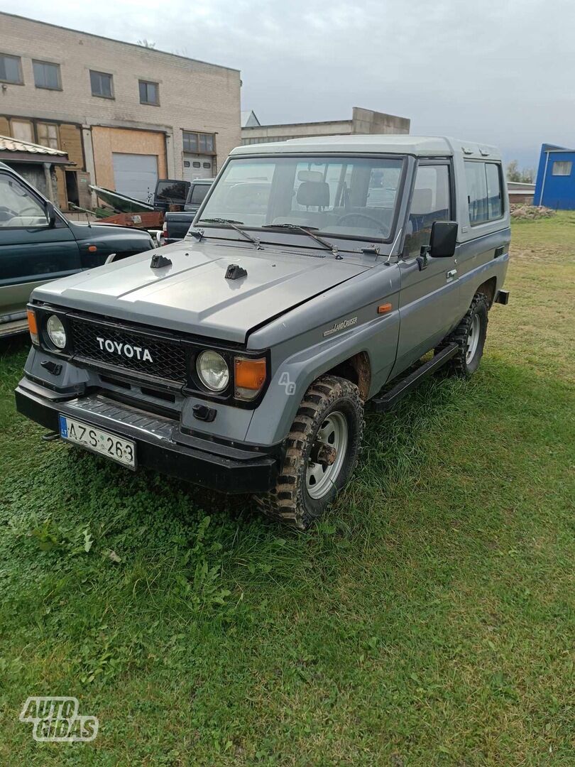 Toyota Land Cruiser 1989 m Visureigis / Krosoveris