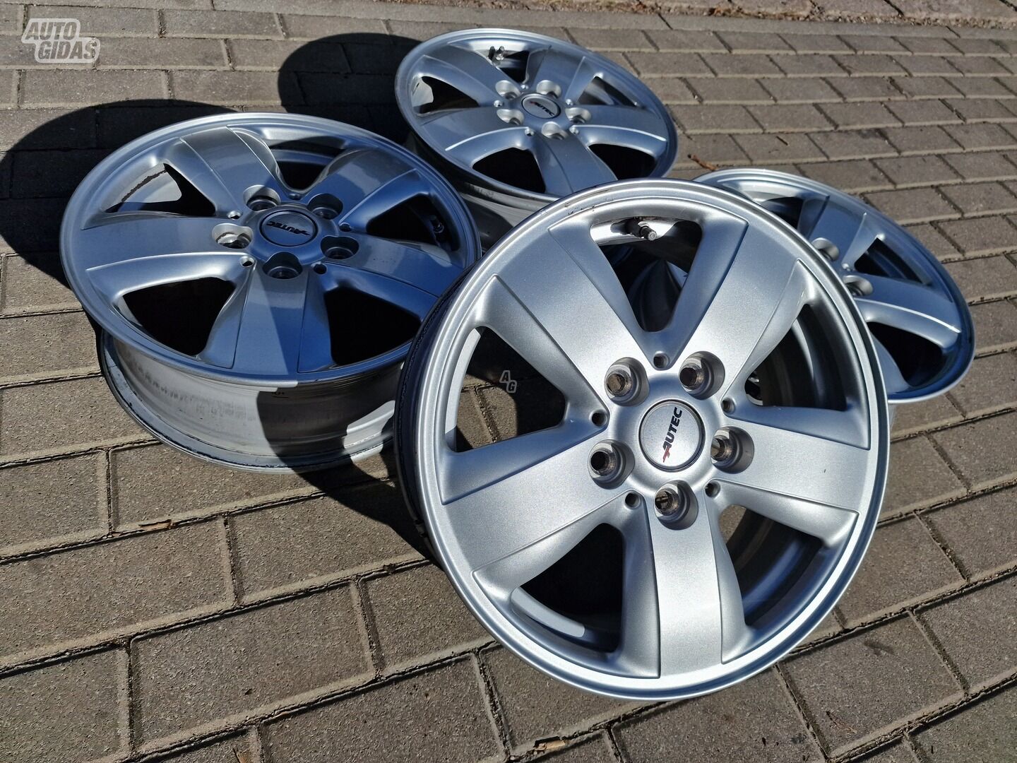 MINI Cooper Originalus Cooper light alloy R15 rims