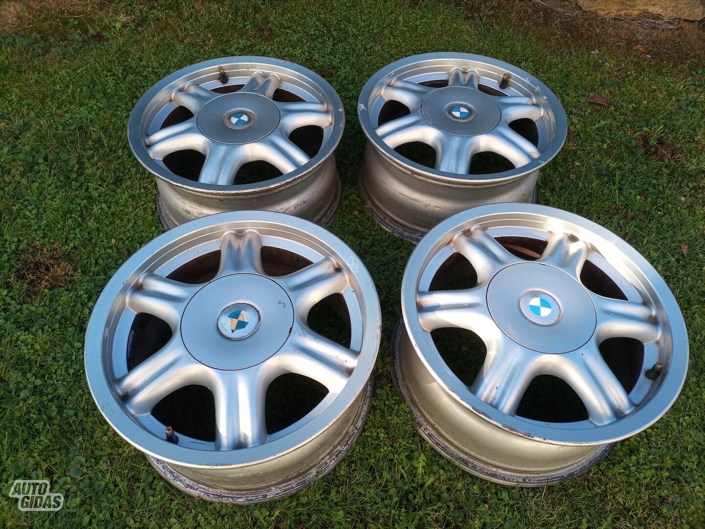 Light alloy R15 rims