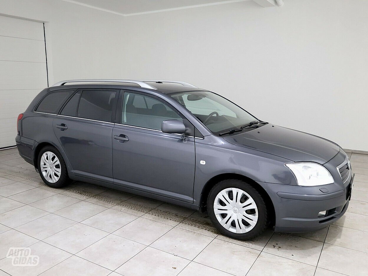 Toyota Avensis 2005 y Wagon