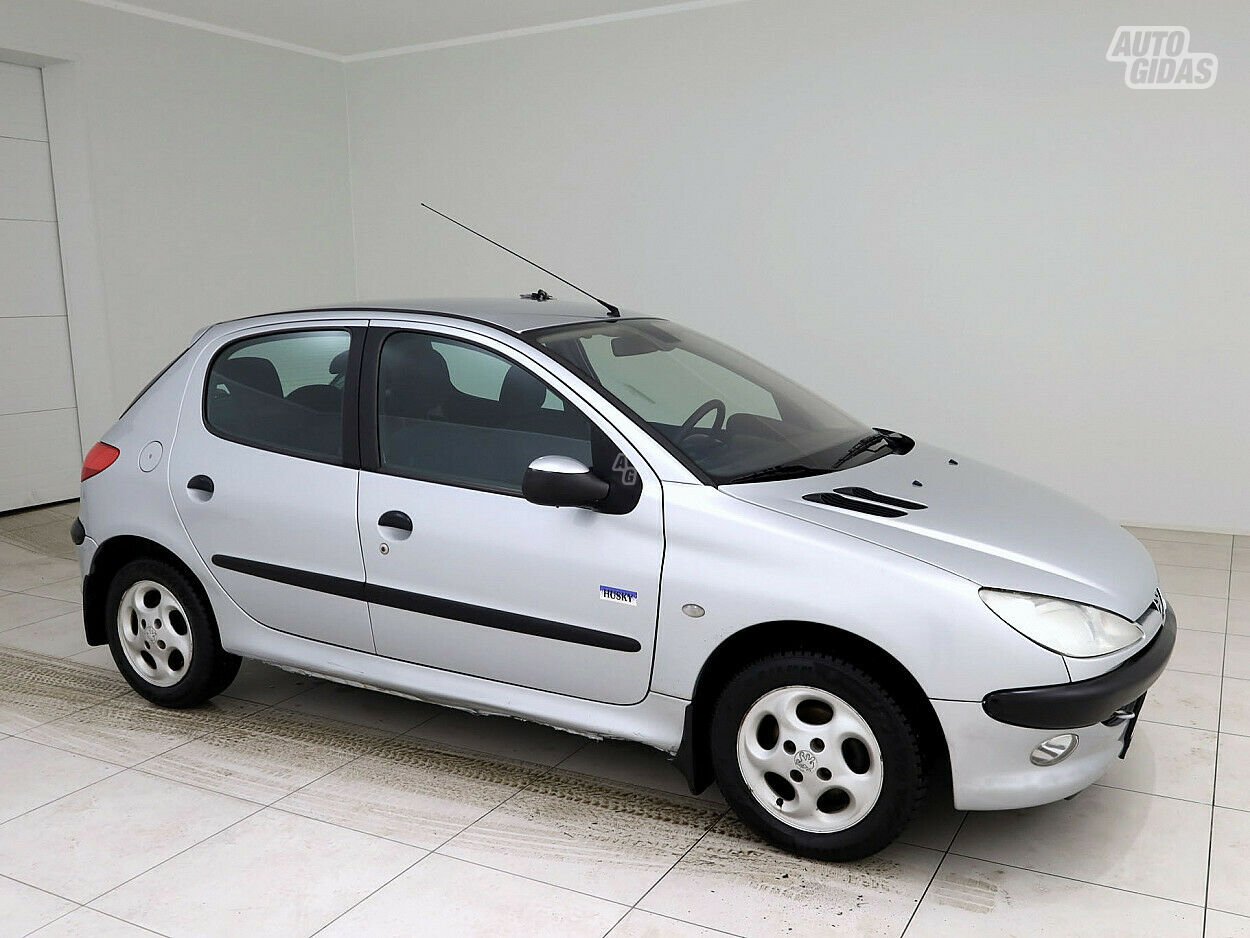 Peugeot 206 2004 г Хэтчбек