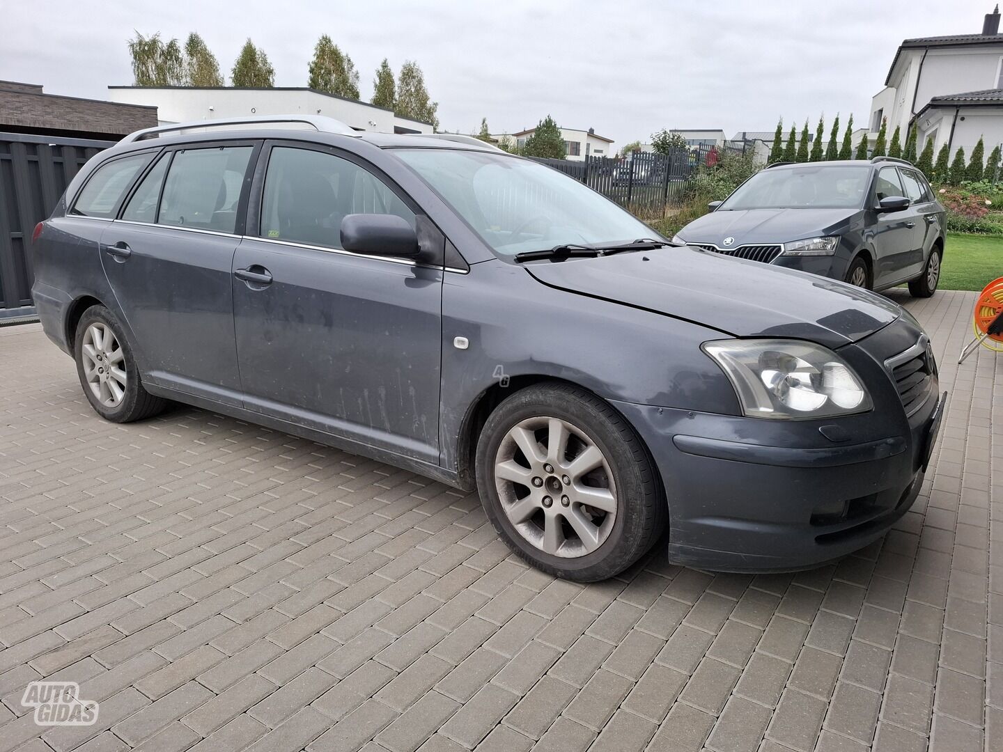 Toyota Avensis II 2005 г