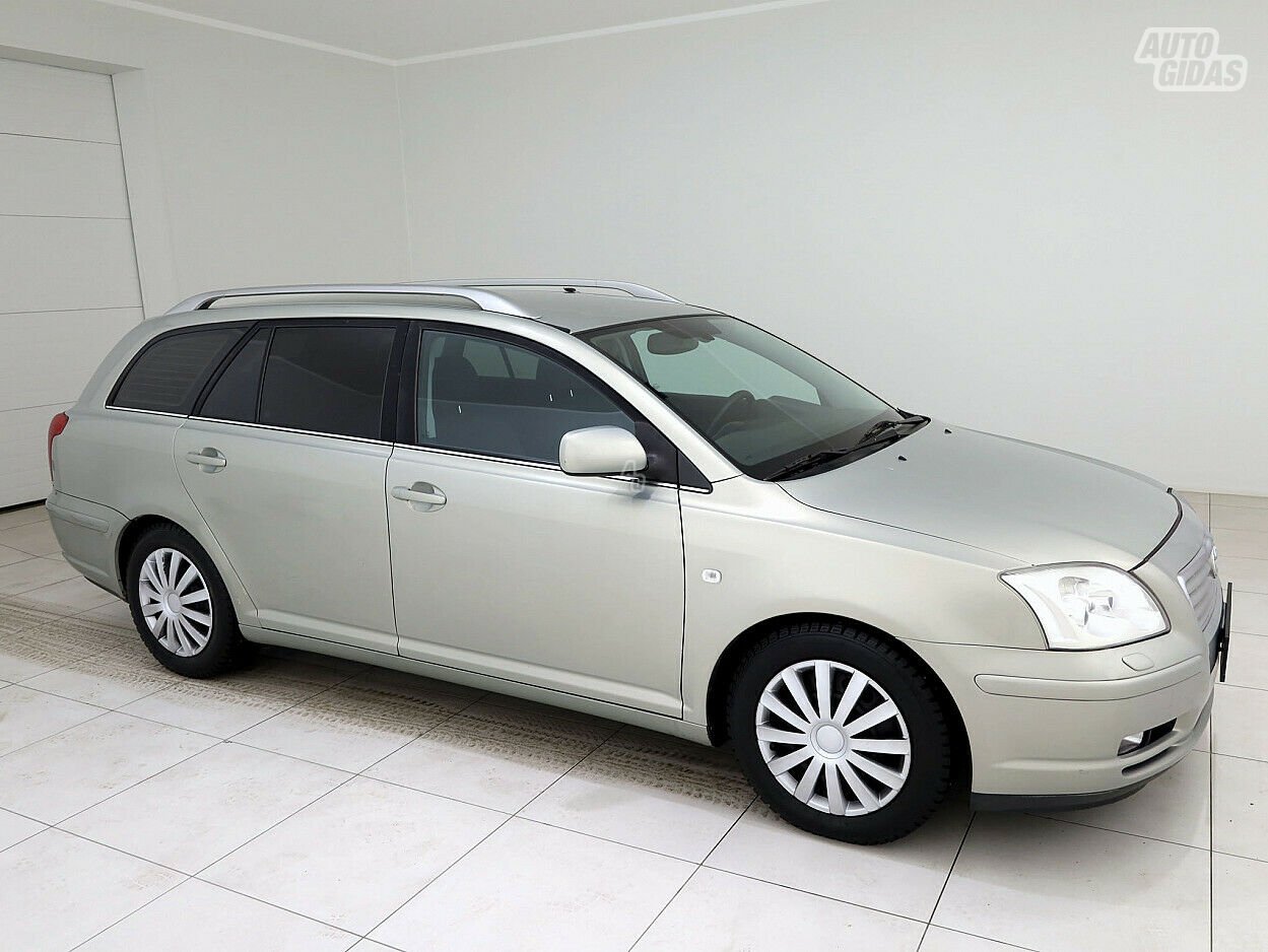 Toyota Avensis 2005 m Universalas