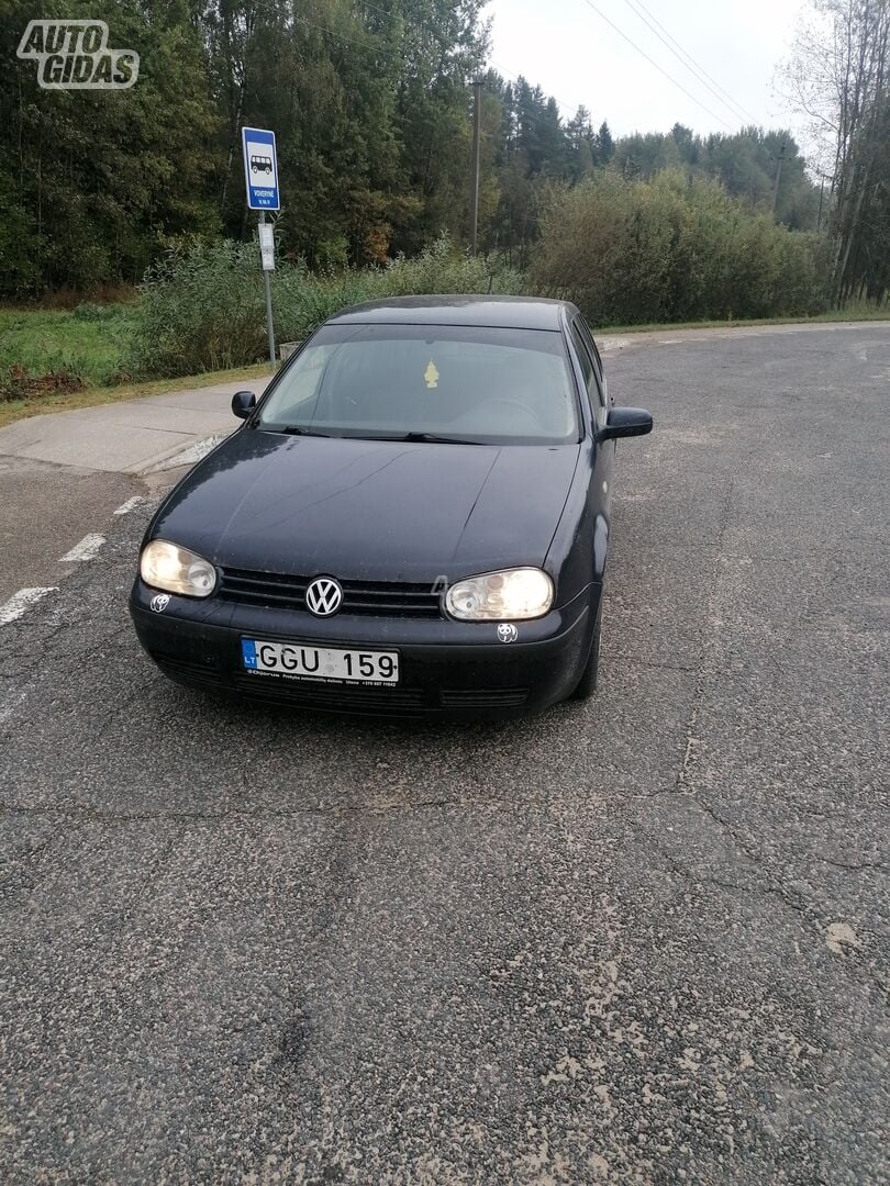 Volkswagen Golf IV 2000 г