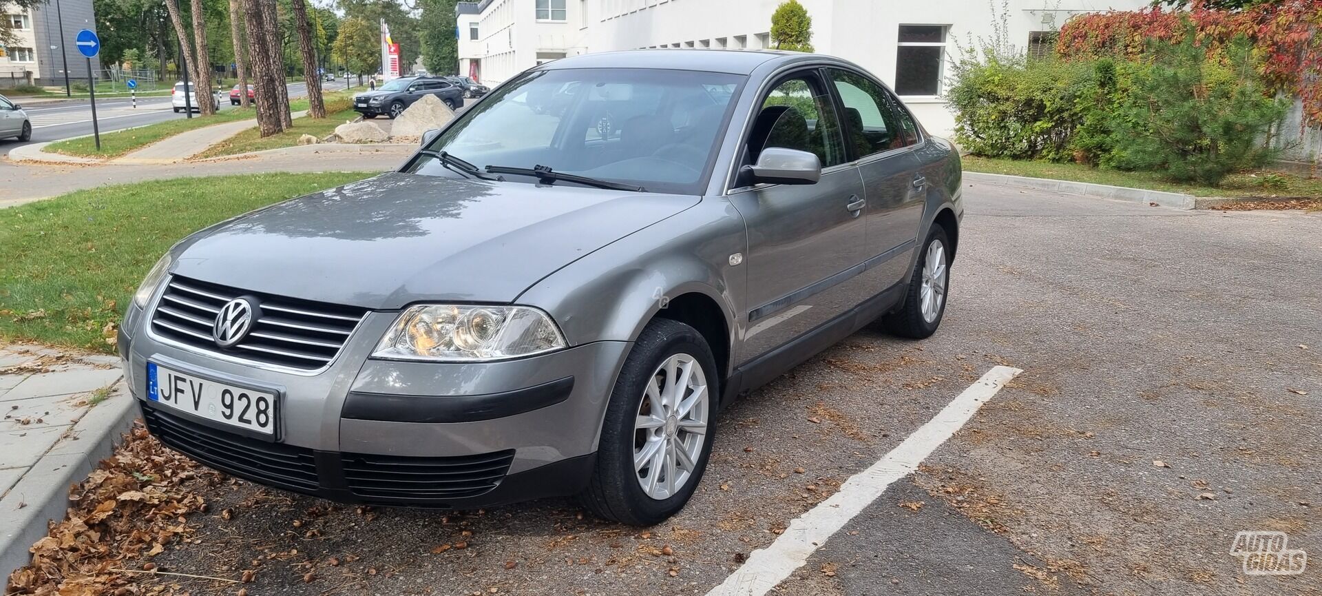 Volkswagen Passat 2002 г Хэтчбек