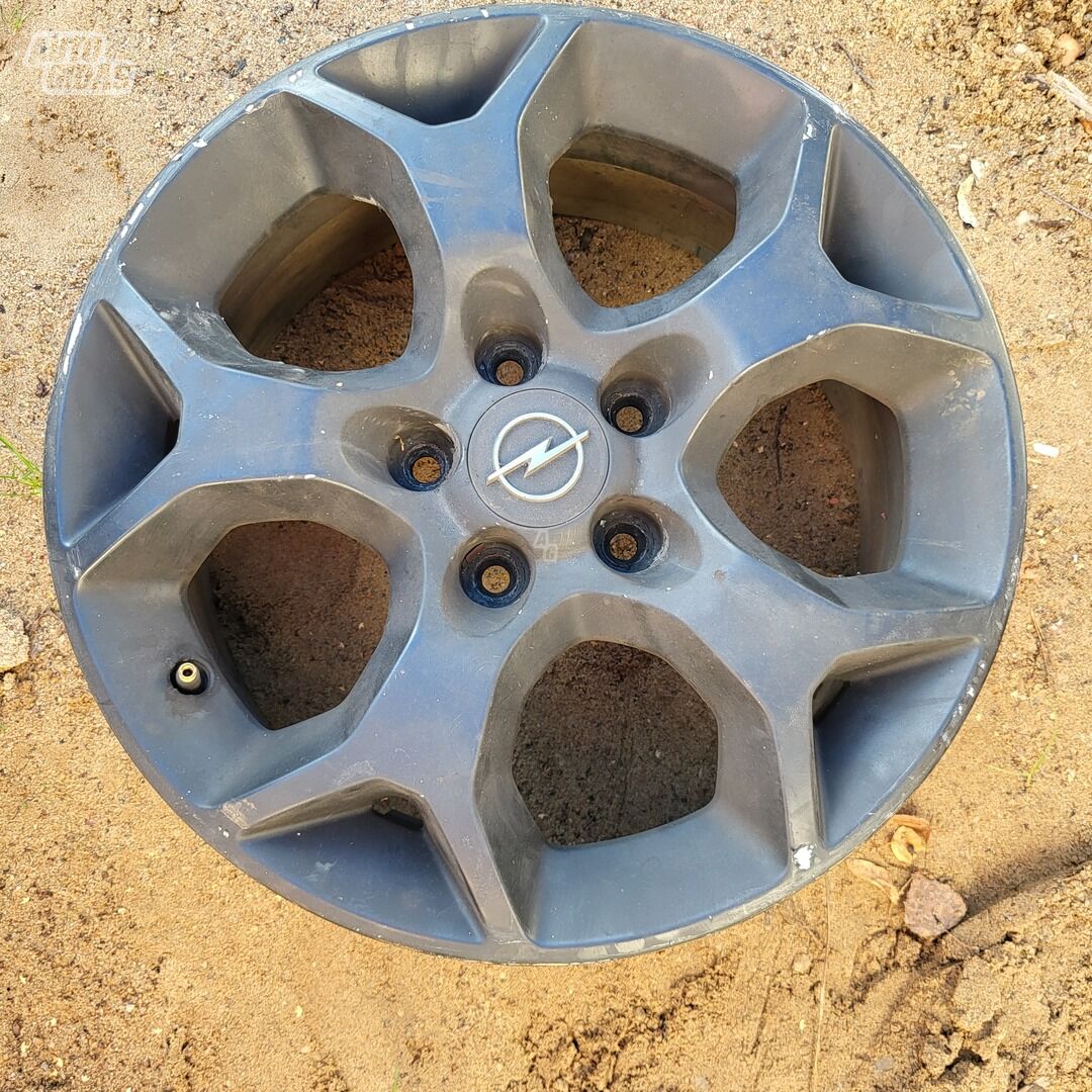 Opel Astra light alloy R16 rims