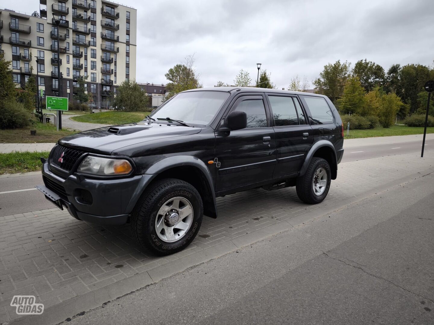 Mitsubishi Pajero Sport 2001 y Off-road / Crossover